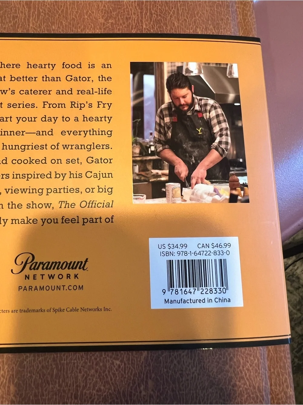 Yellowstone The Official Dutton Ranch Family Cookbook - Brown & Orange